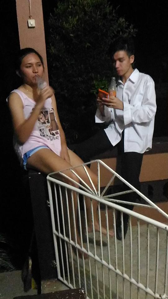 davey_dalman's tweet photo. 'Cause we weren't allowed to drink alcohol after the bequeathal. 😂😂😂
Vitamilk ang gi-subtitute sa alcohol and Calcheese ang gi-substitute sa pulutan. Hahah. 😂
#goodStudents
#VitaMilk
#Calcheese
*repost https://t.co/2vbUweAfNs