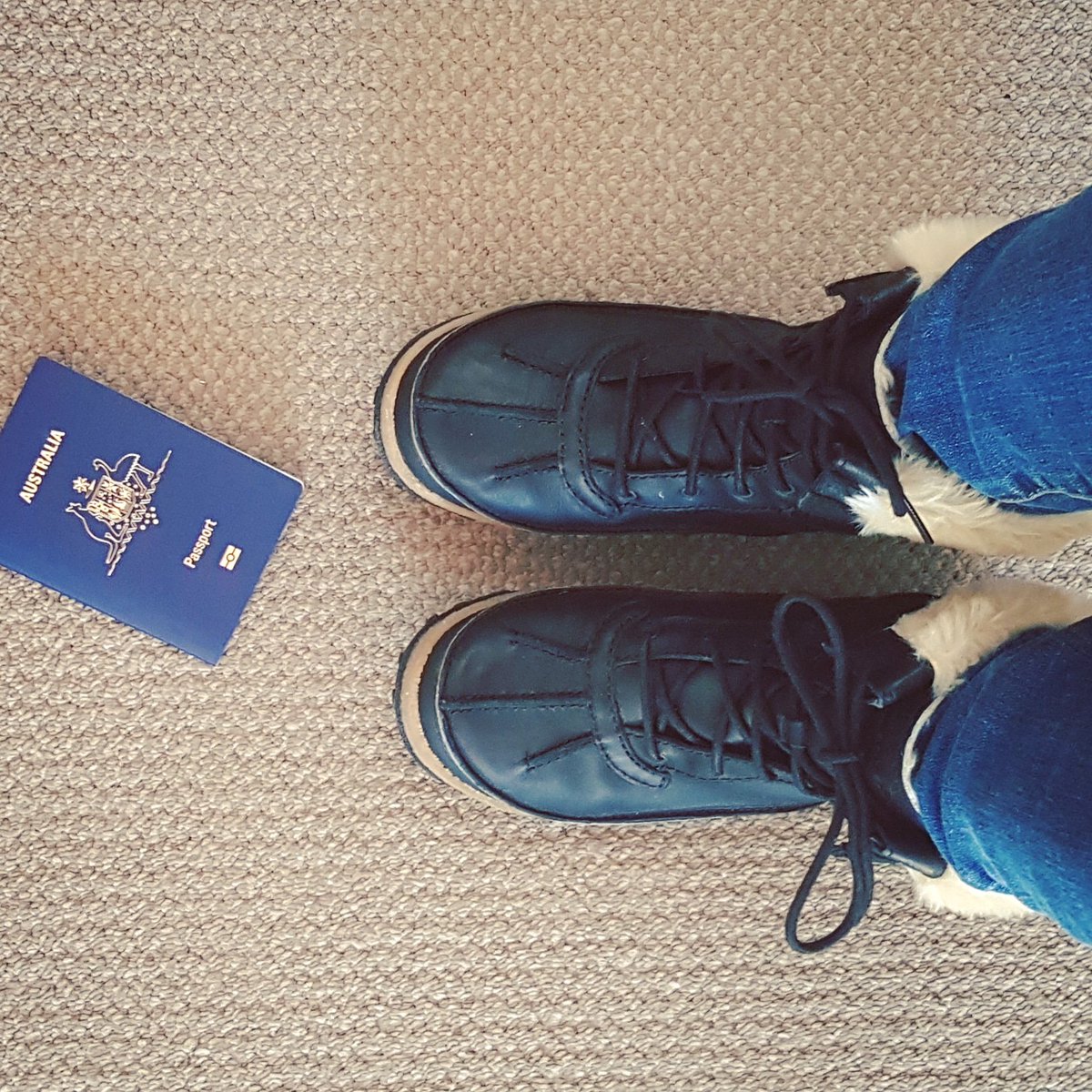 Rachelphotoblog's tweet photo. Off to #Alaska next week on a #roadtrip 😁 #merrell #hiking https://t.co/UqjfPCob79
