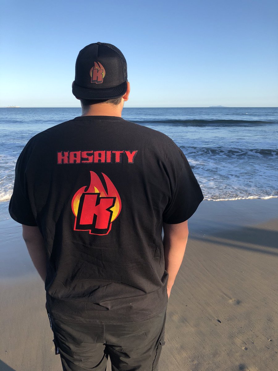 PapiKasai's tweet photo. Merch is officially out so excited sizes s-3xl $25 a shirt INCLUDES SHIPPING IN THE U.S   Rt greatly appreciated dm if interested https://t.co/ll8XwhLITd