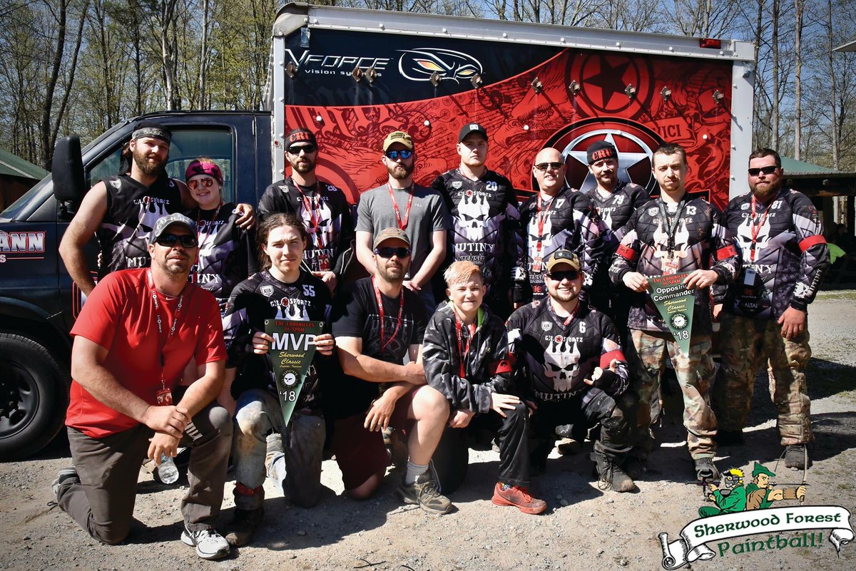 MutinyPaintball's tweet photo. Mutiny Crew @ Sherwood 2018! #Mutinypaintball #hangemfromtheyarm @altai_gear @SherwoodFPB @altai_gear @empirepaintball @gisportz https://t.co/hmHAJRFhHq