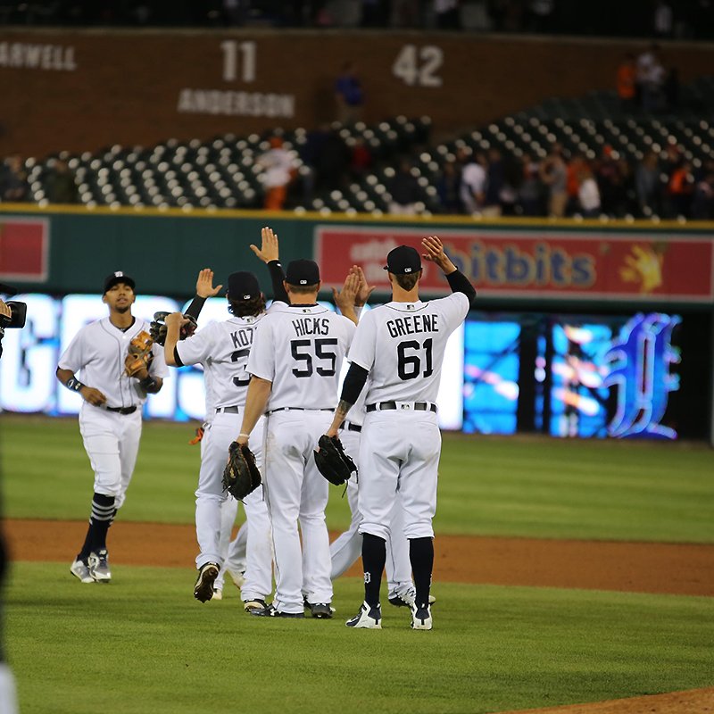 tigers's tweet photo. This team never quits!

#DetroitSummers https://t.co/4IhW6ASIt8