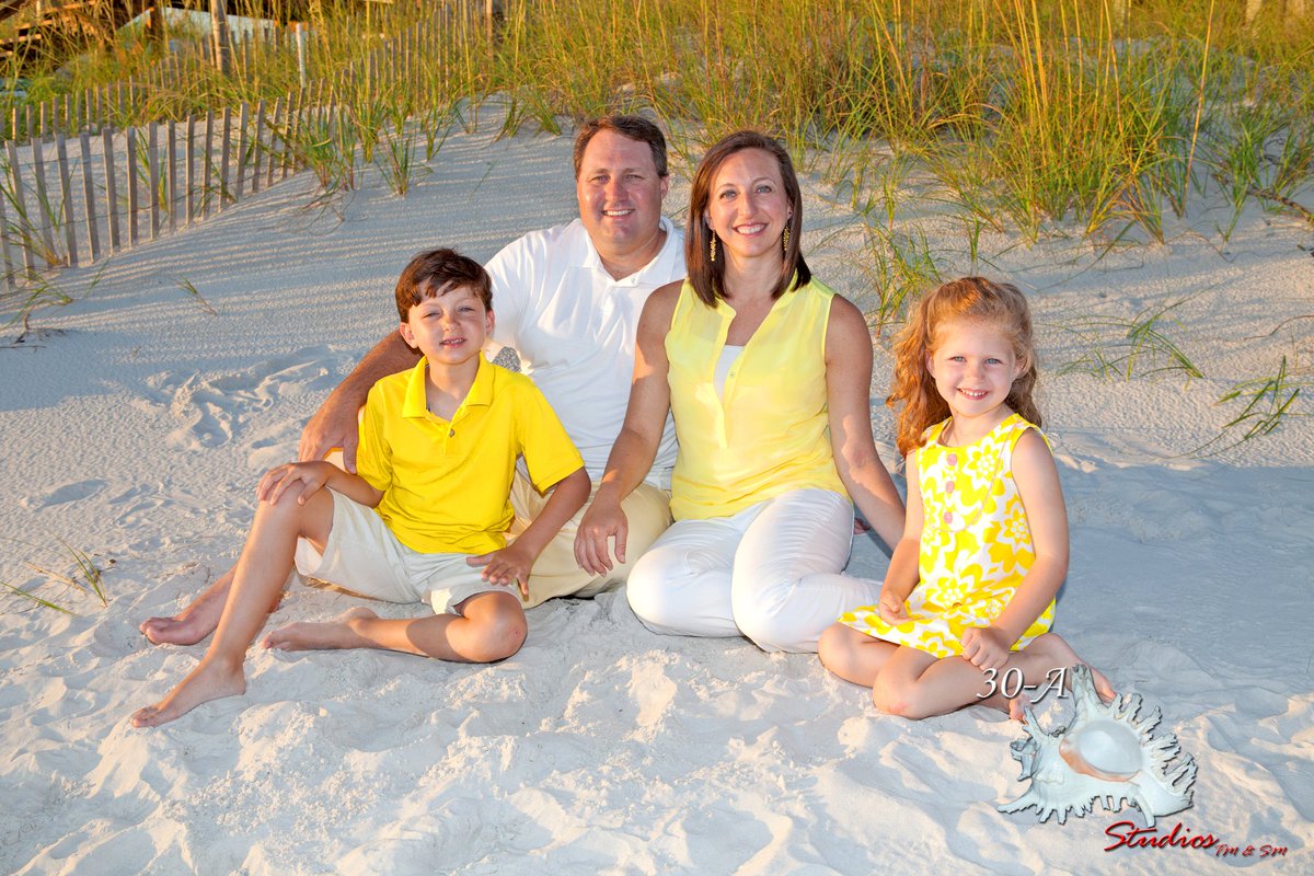 Great Fort Morgan Family Beach Portraits!
orangebeachportraitsphotographers.com/fort-morgan-be…