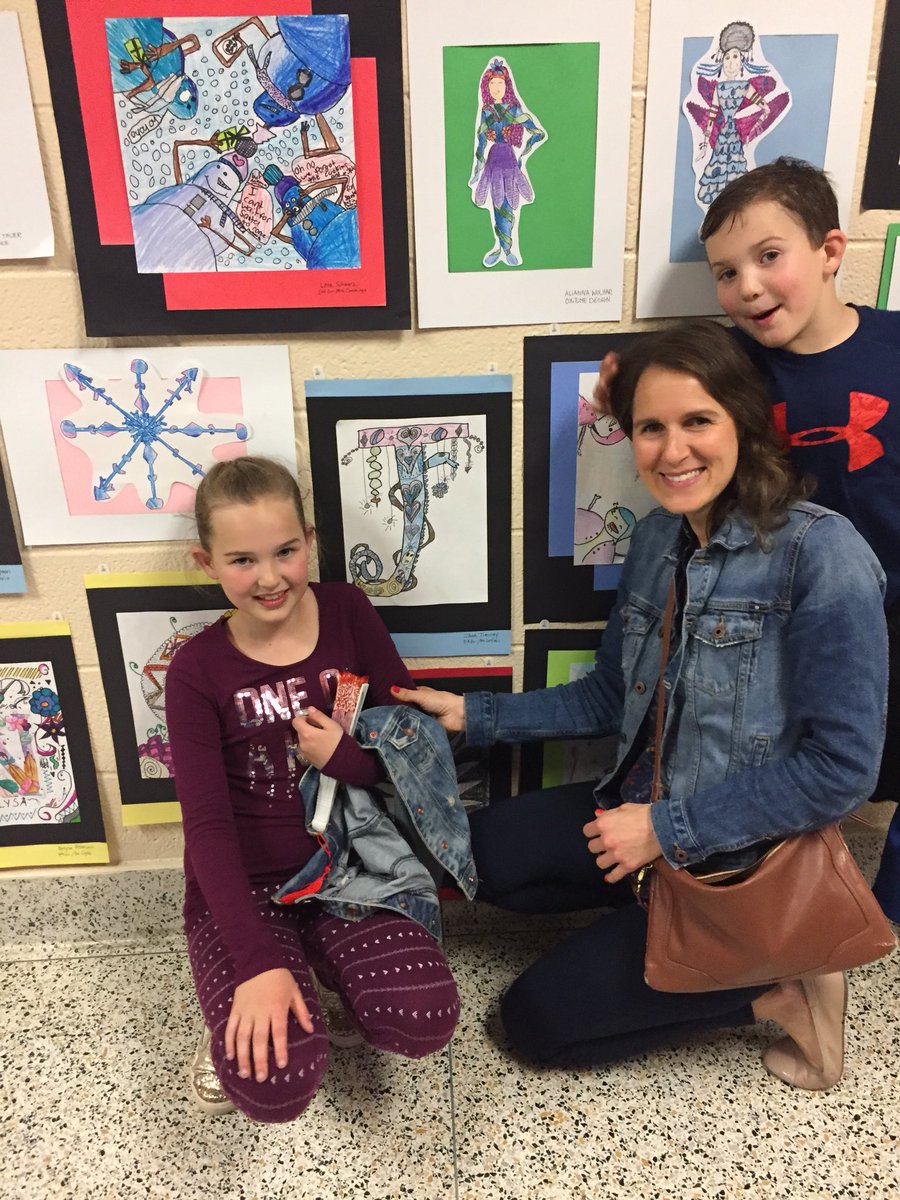 KerriTierney's tweet photo. Some fine artists in the family🎨 and great selections @MrsTrocchio 👏🏼 https://t.co/Zc089kCDER