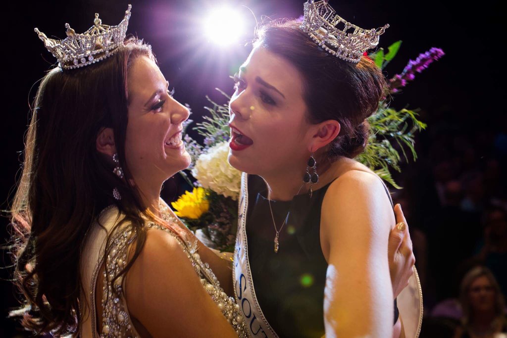 *watches my crowning video like 10 times in a row because I’m still not sure it really happened*

👑 Just 32 days until the crown lands again! People’s Choice voting is open NOW at misssd.org! ✔️ #MissSD2018