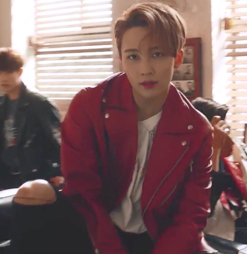 soonsvt's tweet photo. YOON JEONGHAN!!!!!!! https://t.co/gnY7NeSBOJ