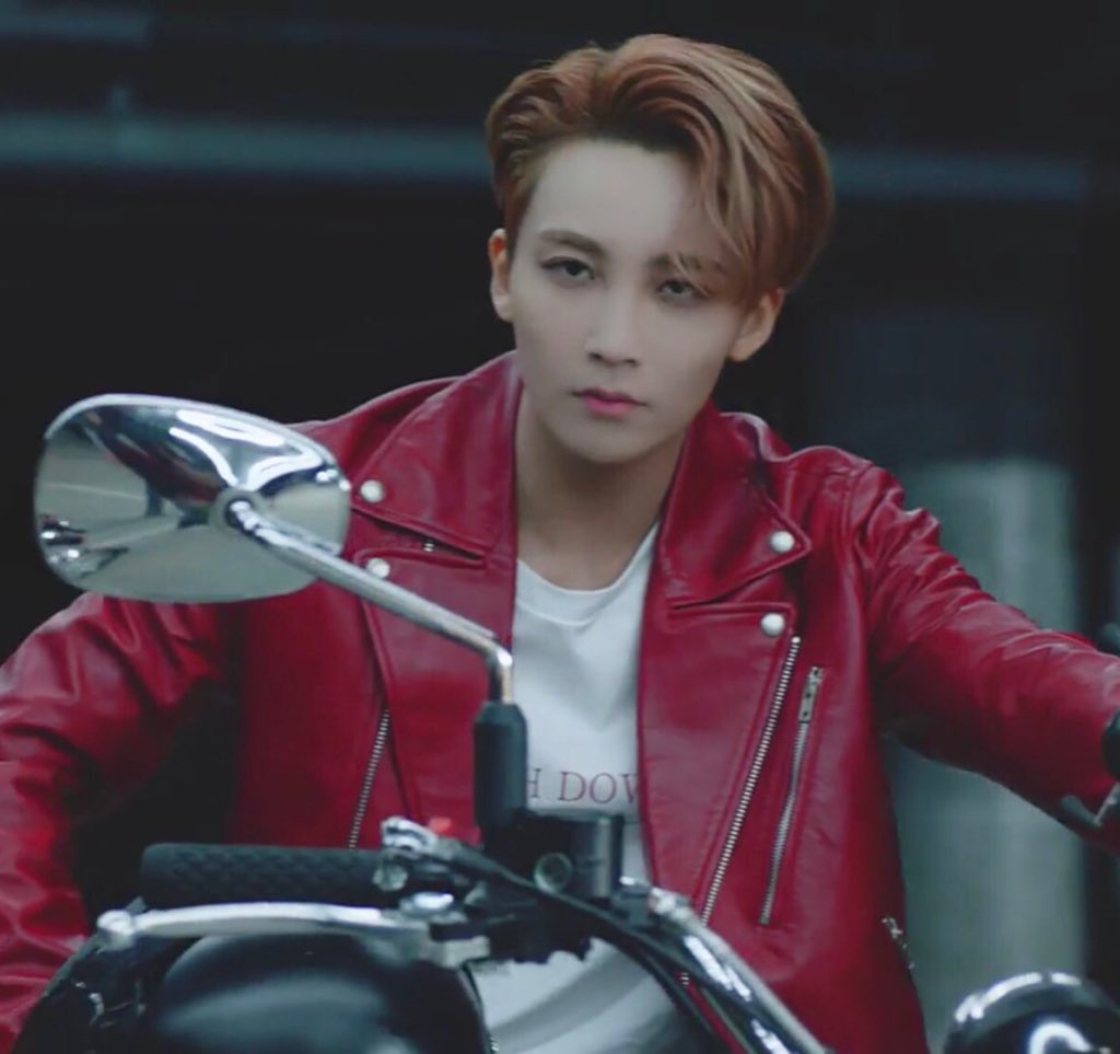soonsvt's tweet photo. YOON JEONGHAN!!!!!!! https://t.co/gnY7NeSBOJ