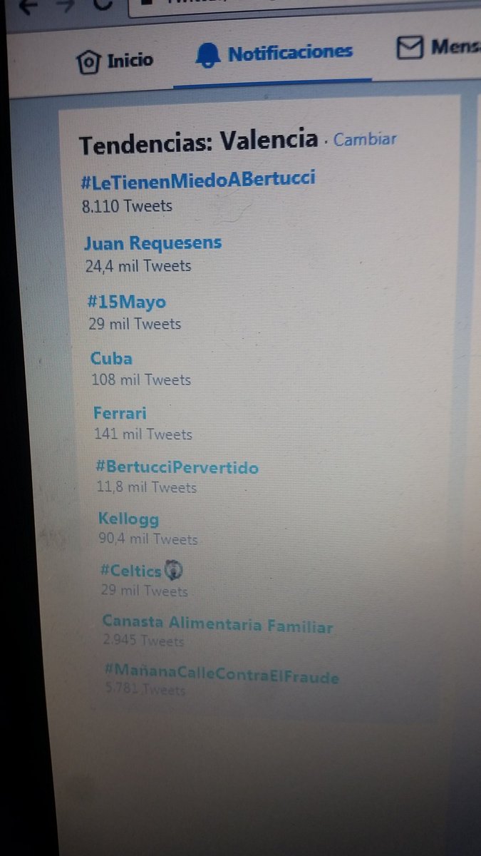 MoisesSomaza's tweet photo. #LeTienenMiedoABertucci porque tienen un buen equipo en valencia son primeros en tendencia FELICITACIONES @ESXElCambio https://t.co/sMyK9iDjye