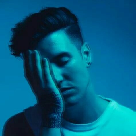 BTRFANSLATAM's tweet photo. #NuevaFotoDePerfil https://t.co/fvcE0Cy1fu