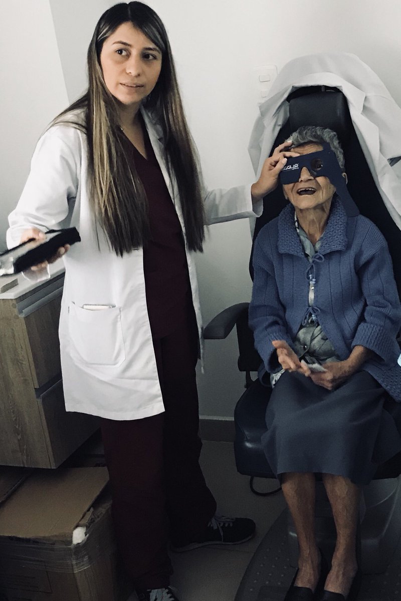 La capacitación y entrenamiento en Salud Ocular Comunitaria de los estudiantes de pre grado , es una de las estrategias en los programas de Prevención de Ceguera