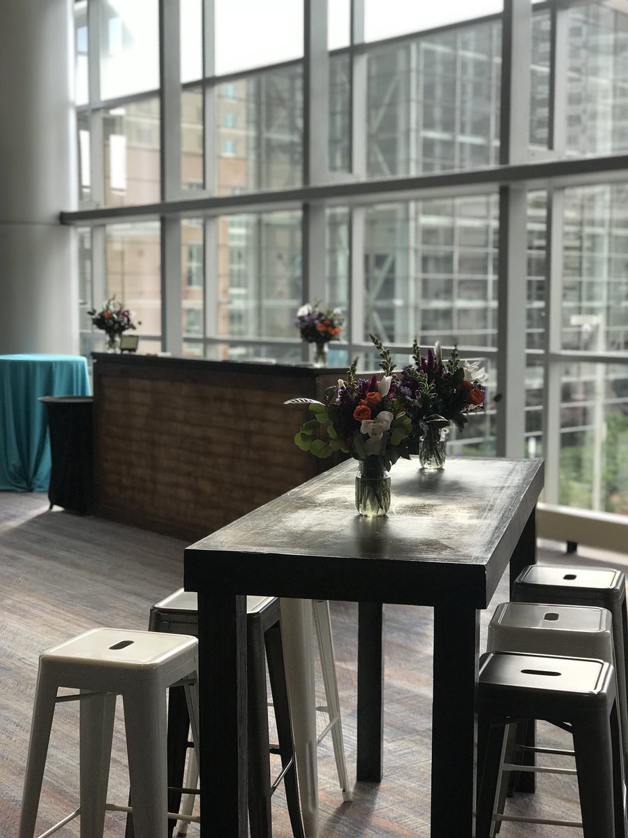 Java_Island_Ro's tweet photo. Just steps away from @CCCbluebear ... a perfect venue for your conferences, galas and special events https://t.co/it7hxJQOXe