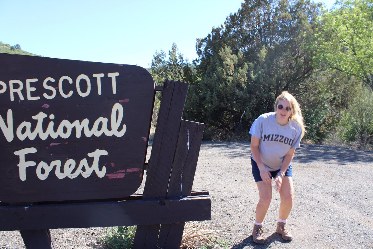 MAB_Sedona's tweet photo. The most essential family photo spot. https://t.co/RF28ieRDQt
