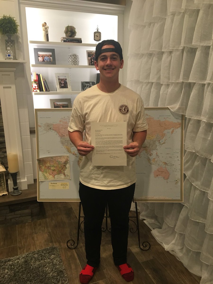 jayden_martin10's tweet photo. Bentonville, Arkansas here I come I can’t wait for this opportunity to serve, coming at you July 11th🤙🏼❤️ https://t.co/yyFEXPk7xT