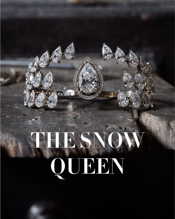 hyori_sunie's tweet photo. Jessica is the only Asian celebrity to be invited by high-end luxury French jewelry brand 'Messika' to attend #Cannes2018. She’s also the first batch of female stars to wear this haute collection 'Once Upon A Time', elegantly showcasing the beauty and charm of an independent lady https://t.co/8y78T1GhZY
