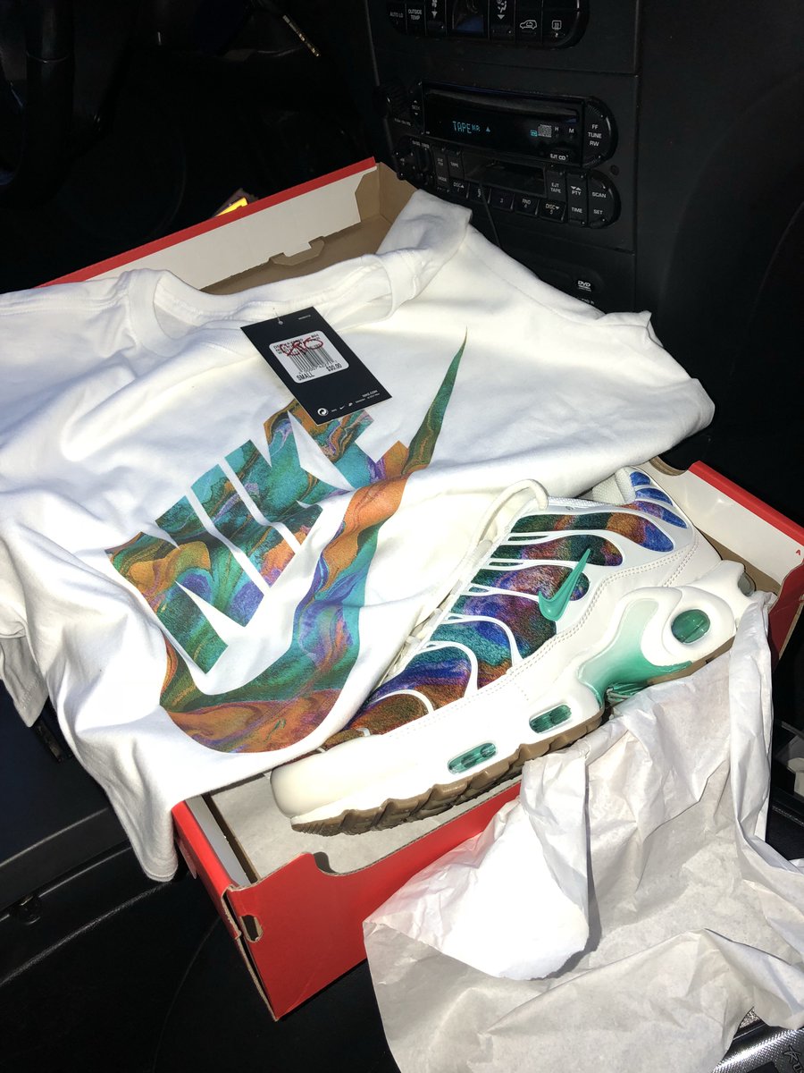team_ADAMS's tweet photo. I been going crazy wit this sneaker shit 🤪 https://t.co/DFiiJ8fPod