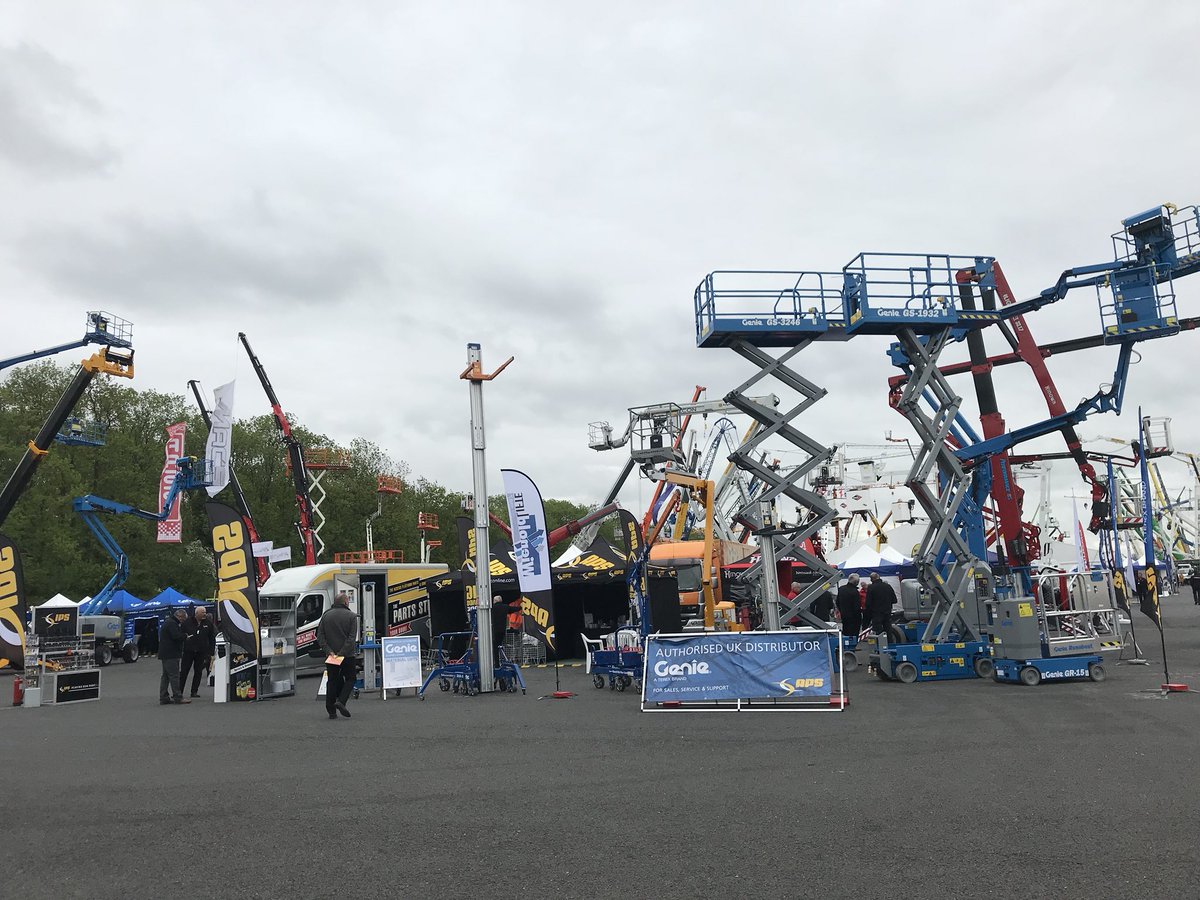 IPSParts's tweet photo. Good morning from #VertikalDays2018! Join us at stands 200 &amp; 300 for access, material handling and parts solutions! #APSMachineSales #IPSParts https://t.co/oHs17sz9Rq