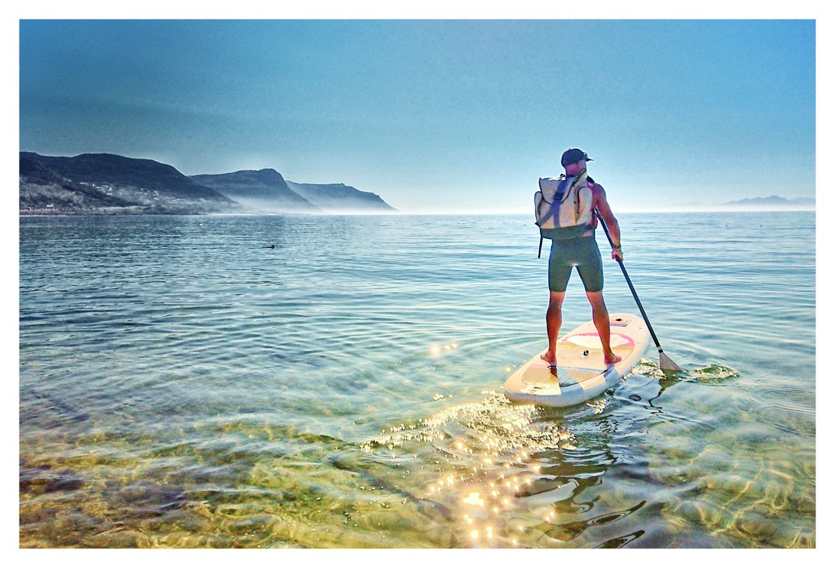 JacqMaraisPhoto's tweet image. No winter swell, but #FalseBay showing off! Perfect for a @RedPaddleCo #SUP &amp;amp; with the #splashproof @sealandgear #Roamer pack. Image shot on @SonyXperiaZA #xzpremium 🙌 // @STowndotCom @KayakCapeTown @DirtyBootsGuide @sonyxperia #playsimonstown #discovernewpaths