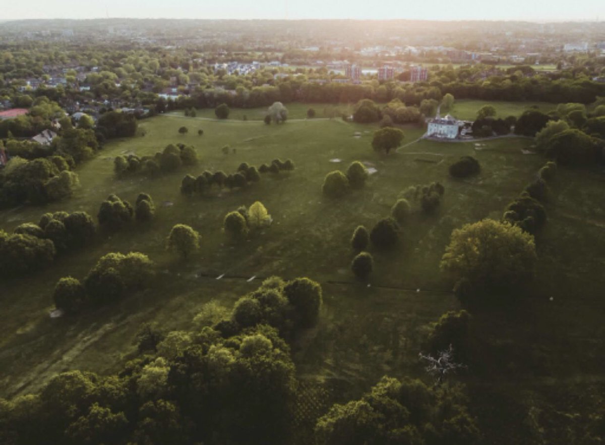 Thursday nights dinner is sorted. Dinner with a view . Sunset Foodie Market opens tomorrow night and will be open every Thursday night throughout the summer. Beckenham Place Park. 5-10:30pm #beckenham #Lewisham #catford #foodie #market