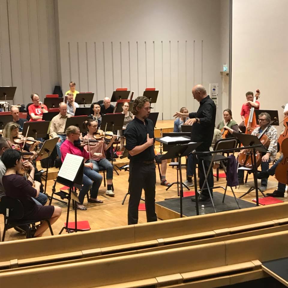 Tällä viikolla Kristian Lindroos ja <a href="/JurjenHempel/">Jurjen Hempel</a> kanssamme Amerikkalaisen kevään tunnelmissa. Musiikki kuljettaa Appalakeilta Hollywoodin sykkeeseen huomenna klo 19 Carelia-salissa!