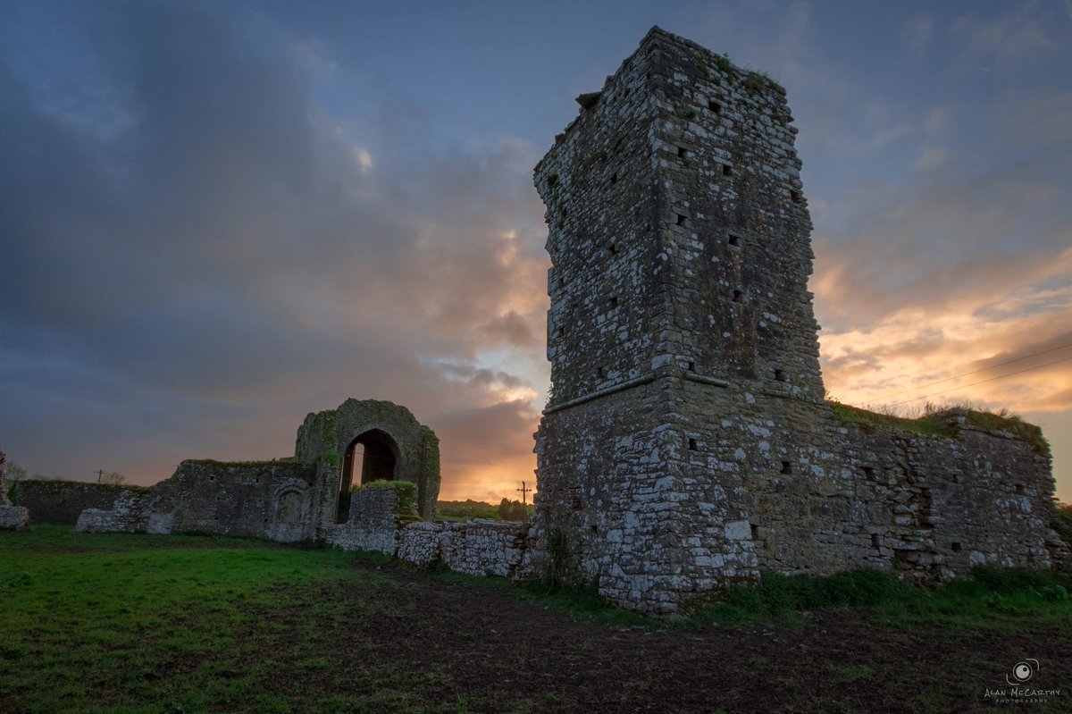 AlanMcPhotos's tweet photo. Photo from Ballybeg Priory last week 
.
.
.
#nikon #d7200 #artofvisuals #fantastic_earth #landscape_lovers #awesome_earthpix #landscapephotography #nature_wizards #landscape_captures #rsa_rural #ourplanetdaily #naturediversity https://t.co/vb1oNkEK7B