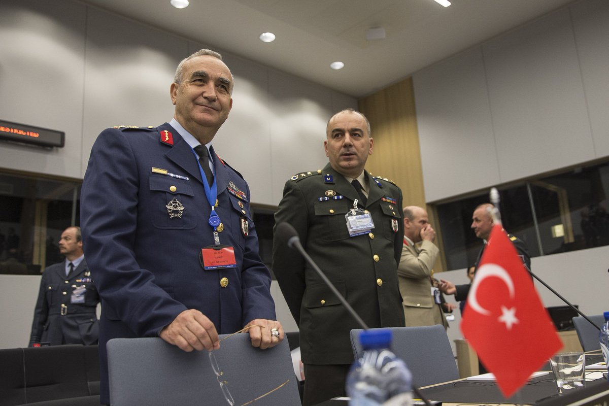 CMC_NATO's tweet photo. #NATOCHoDs + #CEUMC @Kostarakos + 🇦🇺 🇫🇮 🇬🇪 🇯🇴 🇸🇪 look to common challenges in the South. #ProjectingStability + key role in @coalition + Hub for South + training Mission in 🇮🇶 + @ResoluteSupport + working w/ local partners = #NATO’s Strategy to fight against terrorism https://t.co/FINFBwIk5G
