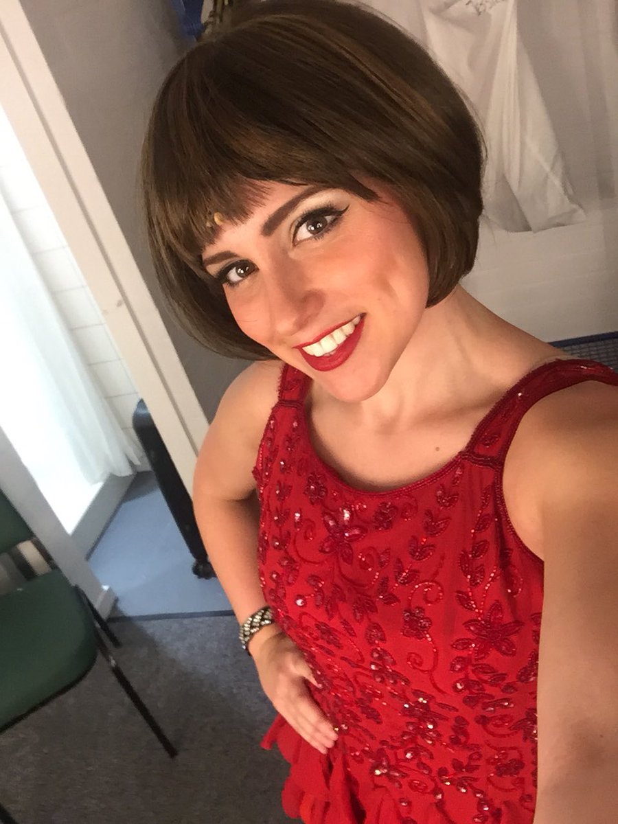 Jessica_ENelson's tweet photo. Looks like I’ll be revisiting this lovely lady sooner than I thought!! Feeling honoured to know that I’m on twice today at the @LighthousePoole on our double show day!!
@ModernMillieUK @WestEndCovers #milliedillmount #showtime #doubleshowday #bododeo https://t.co/HrVFx2tPpu