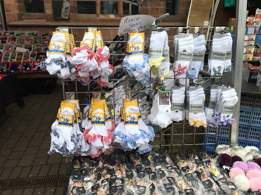 We’re here today at Crosby Village for the market with <a href="/seftonmarkets/">Sefton Markets</a>.

Royal Wedding 👰👑 Liverpool Chmpions League ⚽️ and gingham school bows ✏️ 

Bargains galore, come see us.

Here until around 4pm 🎀