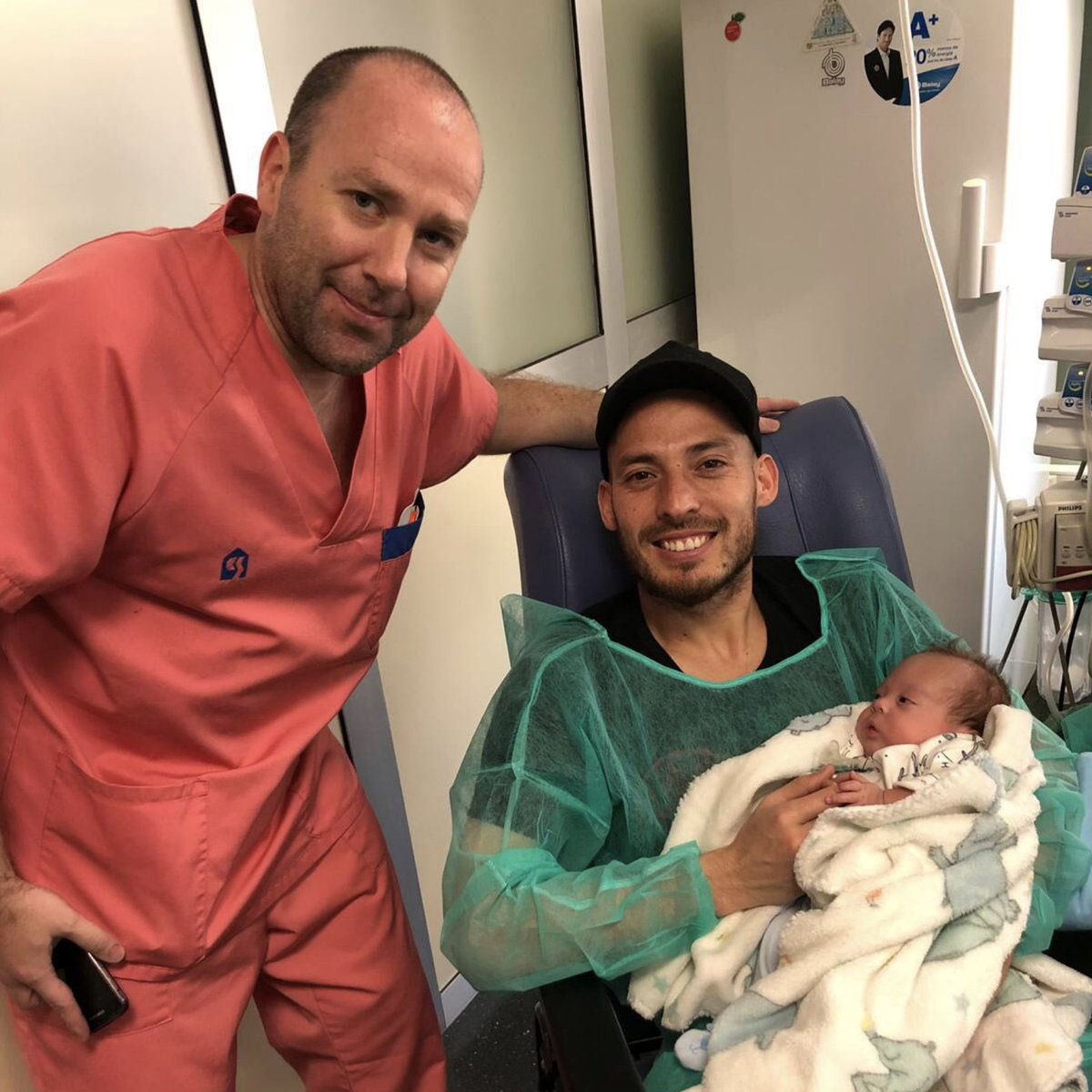 SoccerAM's tweet photo. We're delighted to hear that last night David Silva took his baby home from hospital after 5 months in ICU! 

Some things are more important than football ❤️ https://t.co/P9BZH53Op6