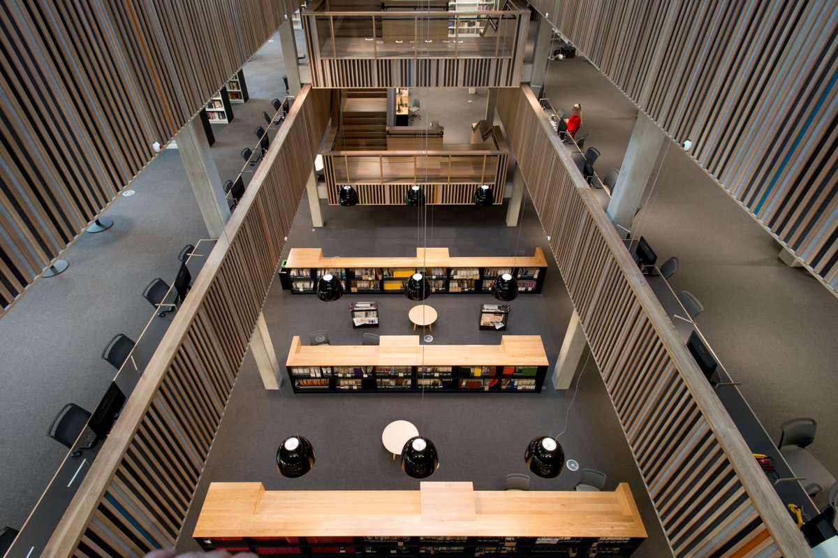 OsborneNews's tweet photo. And @UR_Library makes three wins @RIBA_London awards! #construction #Londonarchitecture #education #studentlibrary #Roehampton https://t.co/iHT11lCym6
