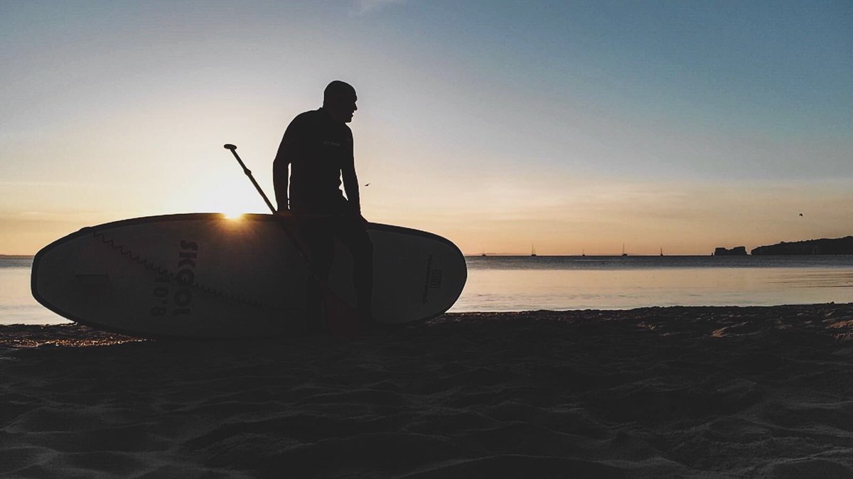 🎧 In just under an hour catch Fore founder Dan Scott sharing our story on the <a href="/BBCRadioSolent/">BBC Radio Solent</a> Breakfast show with <a href="/SteveHarrisDJ/">Steve Harris - BBC Radio Solent's Dorset Breakfast</a> today! 🌿🏄🏽‍♂️🛶 #dorsetlives #bbcbreakfast <a href="/visit_dorset/">visit-dorset.com</a> <a href="/DorsetAONB/">Dorset AONB</a> <a href="/DorsetWildlife/">Dorset Wildlife Trust</a> <a href="/SwanageTIC/">Swanage Information Centre</a> <a href="/bmthconnect/">Bournemouth Connect</a> <a href="/VisitDorsetBiz/">Dorset Tourism Biz</a> 📸<a href="/LiveWorkVisit_/">Live Work Visit</a>