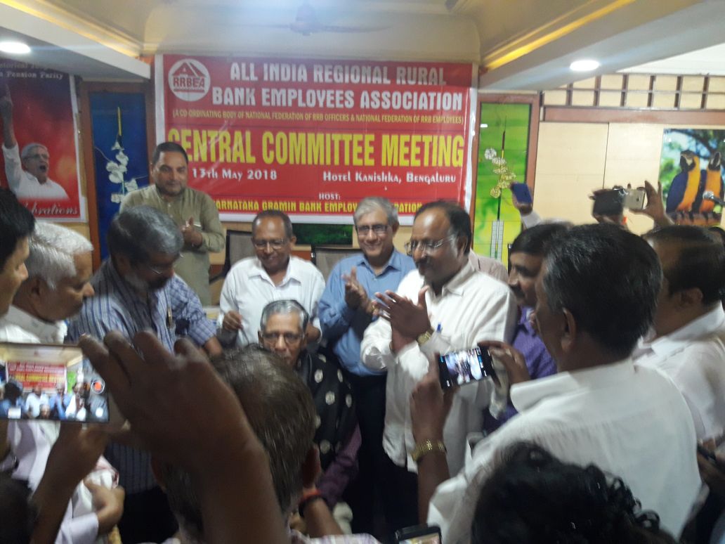 AIRRBEA3's tweet photo. Central Committee Meeting in Bengaluru on 13.05.2018 https://t.co/jeq9BpKkxP