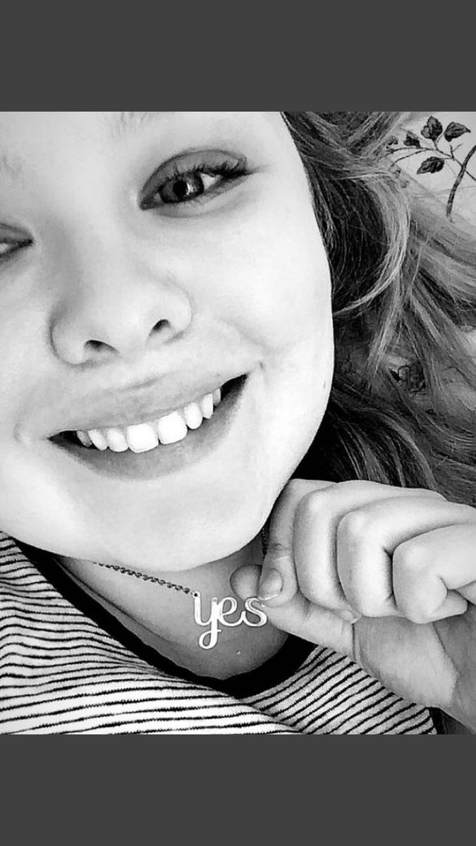 blackandbeech's tweet photo. I think we have less than a handful of YES necklaces left now... if you want yours I would order today. #togetherforyes #MyReason2Repeal https://t.co/thTQq17cDz