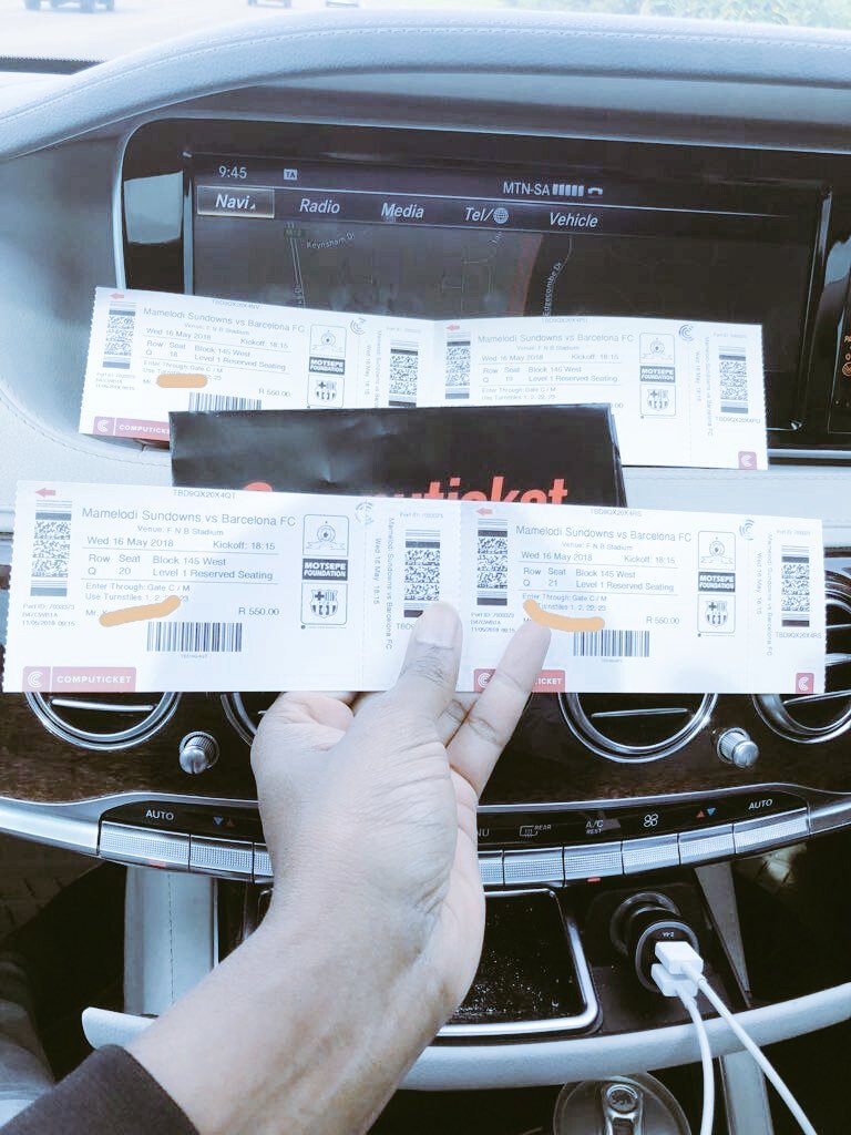 AdvoBarryRoux's tweet photo. Messi is here. Bafethu I've 6 Mamelodi Sundowns vs Barcelona VIP tickets &amp; im selling 4 at 1.5k each. I  bought em tickets for my crush &amp; her friends but she's not answering her phone. If interested DM me #SundownsBarça #SundownsvsBarca

Retweet For Awareness https://t.co/dAufIE1Crf