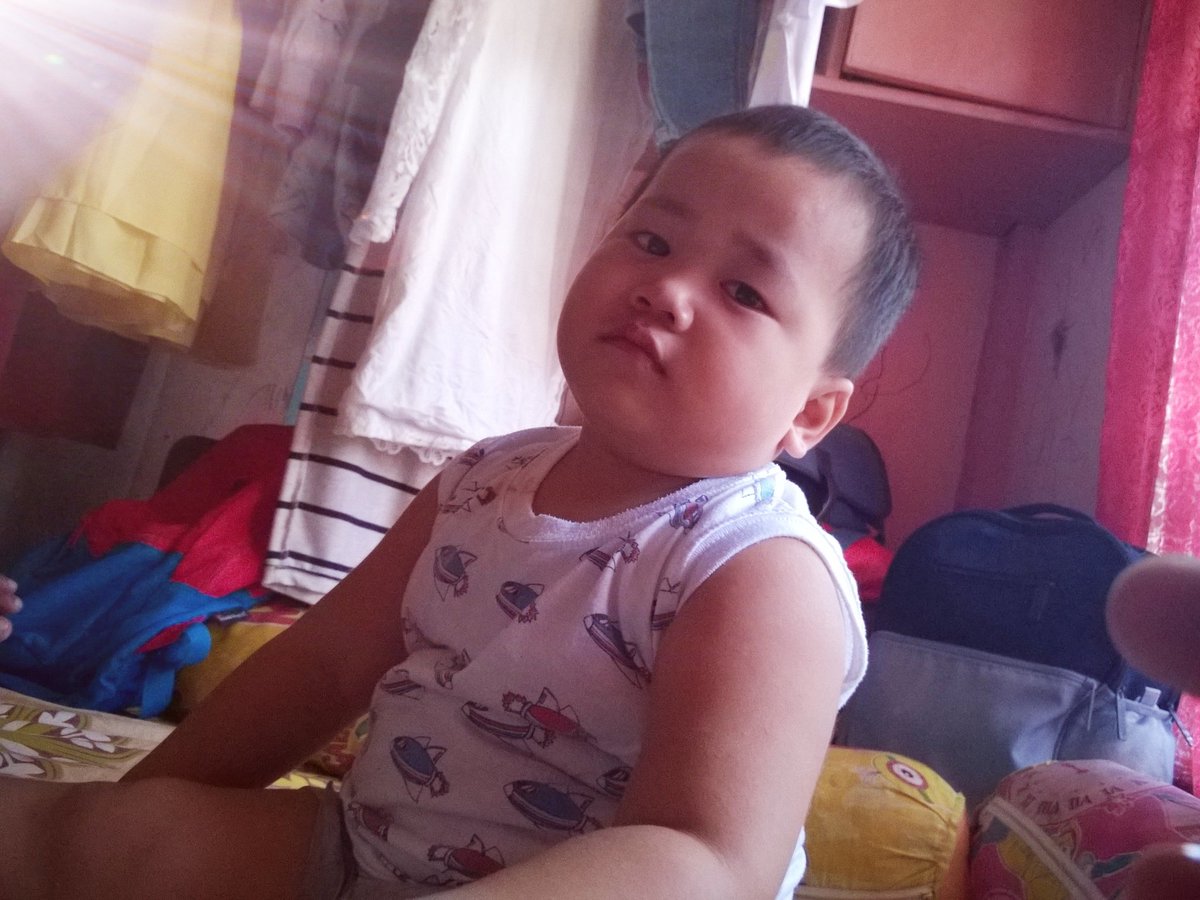 overthinkerjan's tweet image. Papa, got milk? Üü 🍼👶

#LoicCarlsen #Tabachingching