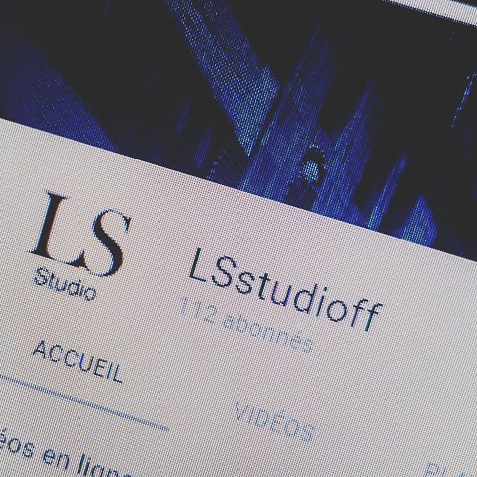 LStudioff's tweet photo. Merci à tous 😁 Je sais que ce n'est pas grand-chose mais pour nous oui. Un grand merci pour les 100. 🎥
#100 #100abonnés #Merci https://t.co/lqgzMN55xs