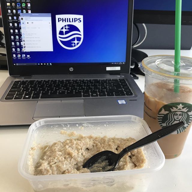 kingdaddy_pants's tweet photo. Core & LISS session done this morning then and hour in traffic to work 😡. Now logging through my Oats and cold brew 🐷 #fatloss #weightlifting #dadswholift #rugbydad #rugby #instafit #fitspo #ukfitfam #fitfamuk #fitfam #8weekprogram #starbucks #cold… https://t.co/U8peBdMSpQ https://t.co/6O7BrYel3T