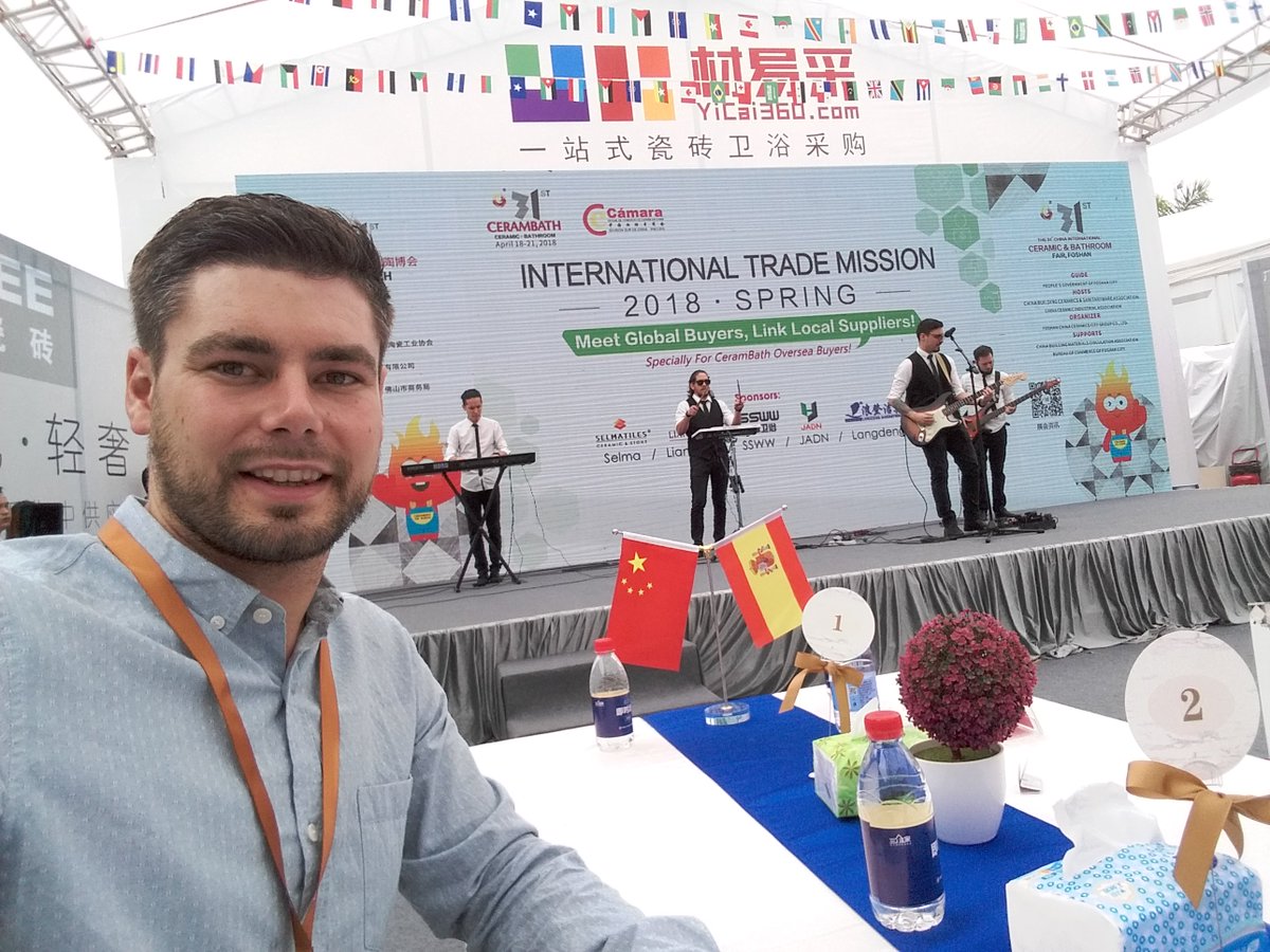 GioManzano's tweet photo. La transformación del comercio en China es un hecho. China gracias a sus cambios social y económicos, se convierte en un país importador de productos de calidad, dentro del sector de la cerámica. 
International Trade Mission Spring 2018 en @CeramBath https://t.co/2jNRMVM8ql