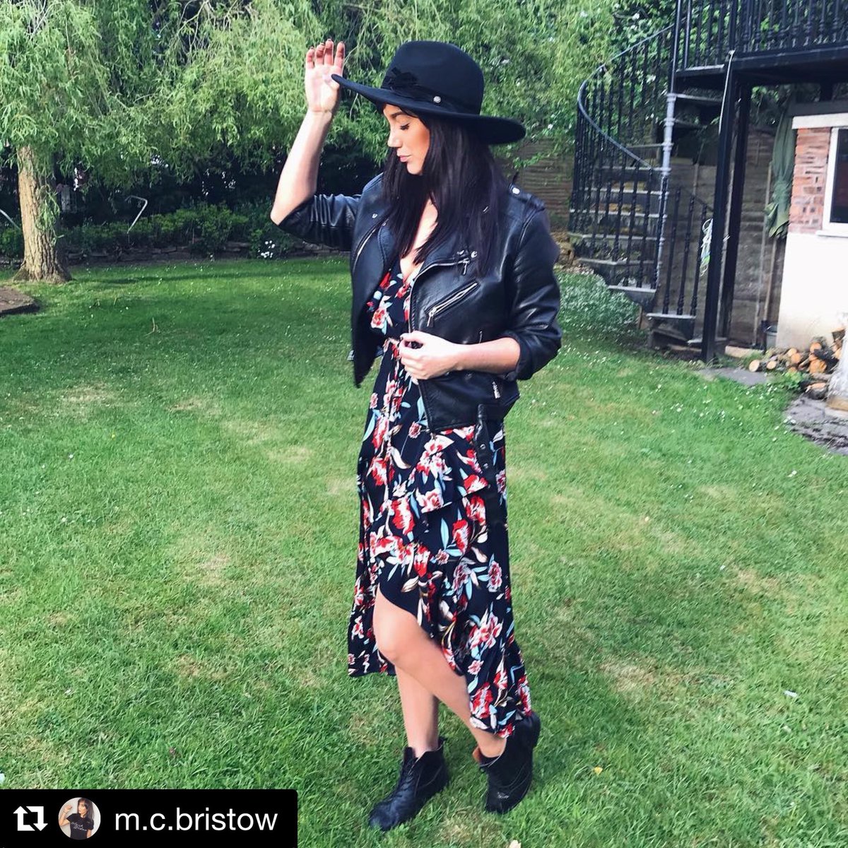 runwayretail's tweet image. ‘Summer Loving’ #runway #notsobasic #summer #style #independent #boutique #lovealderley #cheshire #team 🖤🕷🦅