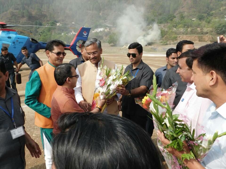 UTDBofficial's tweet photo. Uttarakhand Cabinet meeting in floating restaurant on Tehri Lake.
#UttarakhandTourism #TehriLakeCabinet #TehriLakeFestival
@satpalmaharaj @tsrawatbjp @incredibleindia https://t.co/NeRfPHHbZp