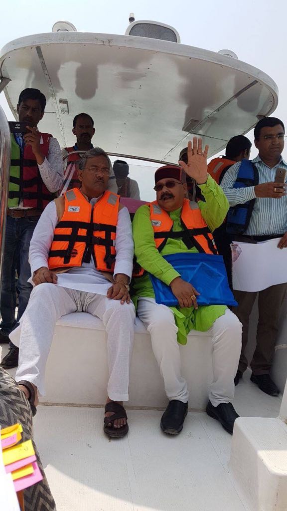 UTDBofficial's tweet photo. Uttarakhand Cabinet meeting in floating restaurant on Tehri Lake.
#UttarakhandTourism #TehriLakeCabinet #TehriLakeFestival
@satpalmaharaj @tsrawatbjp @incredibleindia https://t.co/NeRfPHHbZp