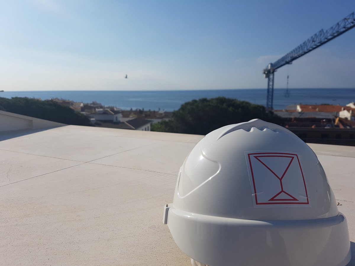 ModoniEsteve's tweet photo. Ehhh @Modoni_Llagos ja heu obert....?
Nosaltres ja casi tenim llesta la barra de la terrasseta amb vistes al mar lleidatà..
Properament farem la inauguració..
#ModonitzatInSantEsteveDelsRoures https://t.co/tn2g0M1FGP