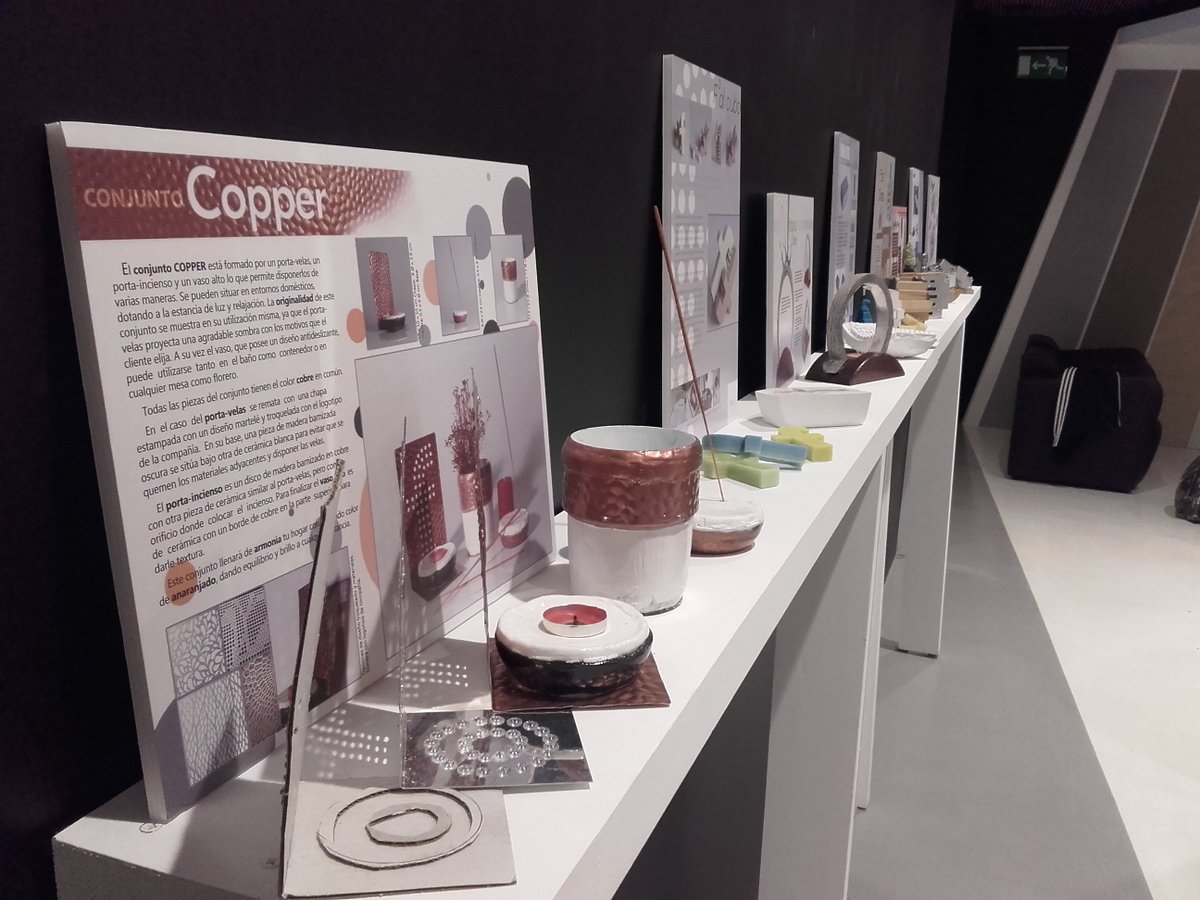 ¡Todo listo! Mañana jueves inauguramos la #exposición Detalles Fiora realizada por alumnos de1º de Producto de la <a href="/EscuelaEsdir/">Esdir</a>