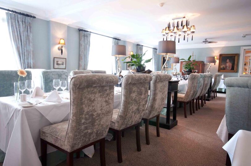 CavendishBaslow's tweet photo. Our 2 AA Rosette dining room is open daily for Lunch, Afternoon Tea &amp; Dinner - book today with our Reception Team 01246 582311 https://t.co/CPiz8nldkE