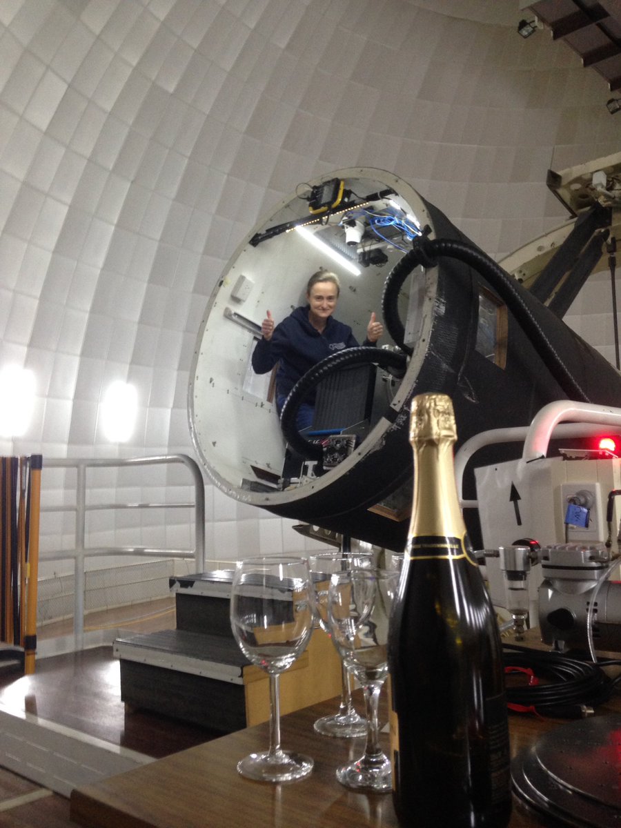 Scott_Croom's tweet photo. Finally here, the last night of observing for @SAMI_survey.  Plugging the first field on the night, champagne on ice... https://t.co/WoW4fvN2mJ