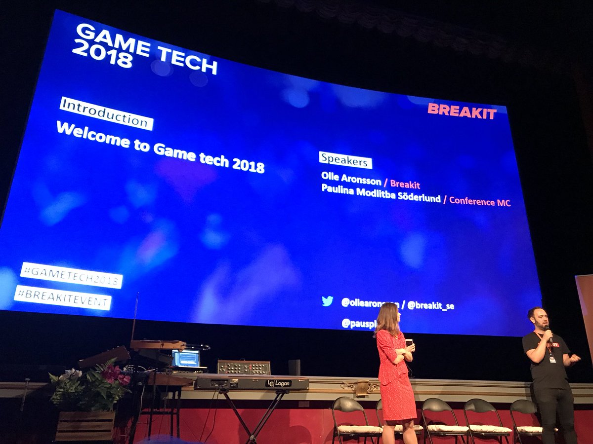 IonSwitz's tweet photo. #GAMETECH2018 is underway! Yay for Game Development!

( This screen is HUGE , I will have to modify my slides 😂😂😂 )

#BREAKITEVENT https://t.co/xrW3SUSPPQ