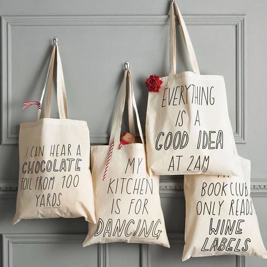 iam_juhi's tweet photo. Why using grocery plastic bags that end up in landfills when we could use eco-friendly tote bags that are more robust, and can be used again and again? 

#saynotoplastic #plasticninja #wellnesswednesday 😎 https://t.co/GjdpQl5wYx