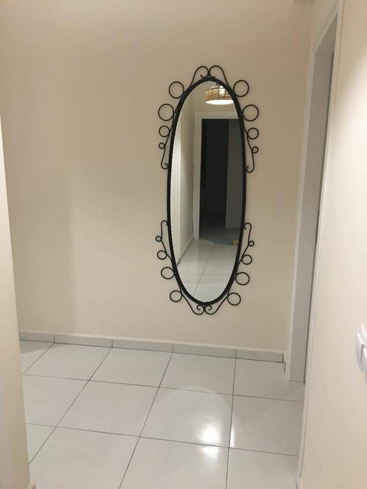 HER ÖLÇÜDE ISTEĞE GÖRE FERFORJE YATAK BAŞLIĞI VE BOY AYNASI YAPILIR.TÜRKİYE GENELI CARGO ARACILIĞIYLA GÖNDERİM YAPILIR.