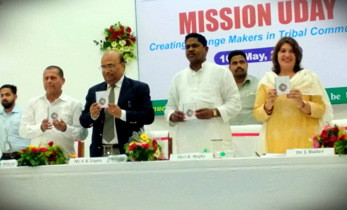pact4impact's tweet image. Present at the dias for the #ProjectUday launch are Dr @achyuta_samanta, MP (Rajya Sabhha) &amp;amp; founder @KIITOfficial, Dr Deepa Prasad, State Programme Coordinator @UNFPA Odisha and Mr PK Routray, CEO @kissfoundation (2/2)