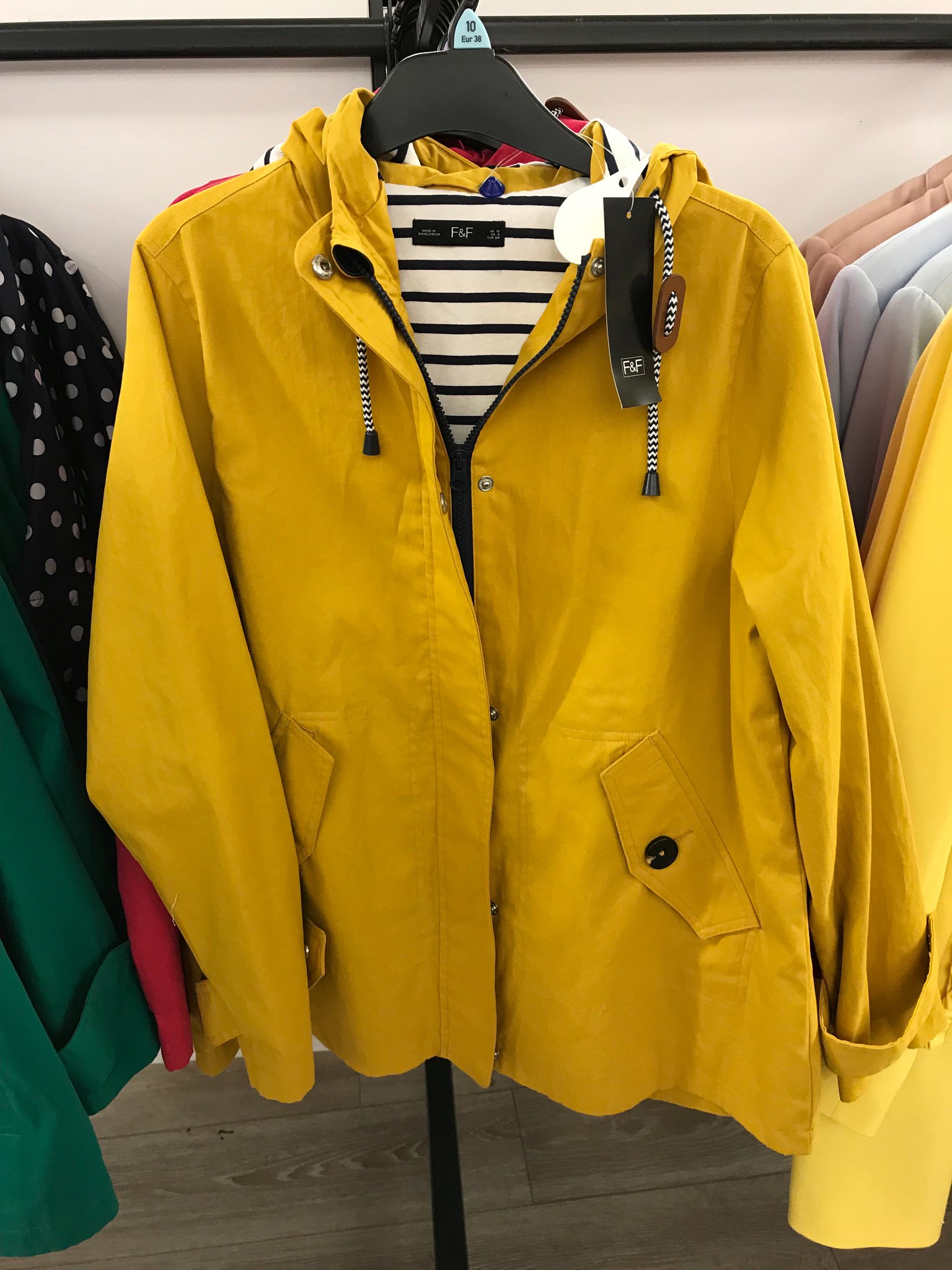 Faith yellow shop coat