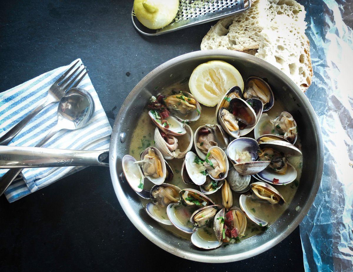 SolanLyD's tweet photo. ¡Ya estamos a mitad de semana! Si quieres el mejor producto fresco de mar en tu restaurante, llámanos y haz tu pedido. 656 81 89 33 #solan #miercoles #seafood https://t.co/sMorLFX1KU