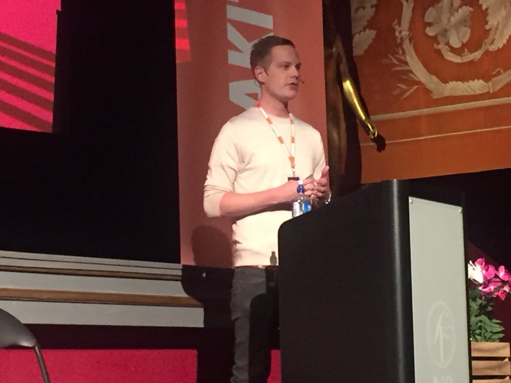 breakit_se's tweet photo. Oskar Gabrielson, chef på spelbolaget Dice, om hur Stockholm ska behålla sin plats som en av spelvärldens hetaste städer. #Gametech2018 #breakitevent https://t.co/3sCkWbbw8j
